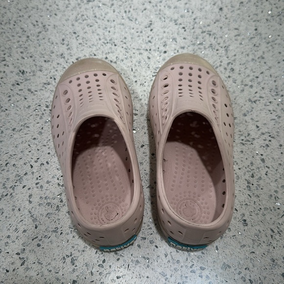 Native Jefferson child size 10 - Picture 4 of 5